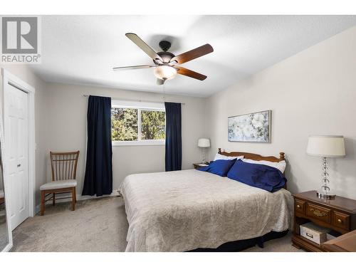 1586 Carshyl Court, Kelowna, BC - Indoor Photo Showing Bedroom