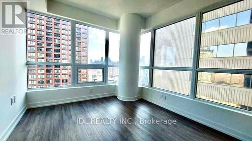 1402 - 395 Bloor Street E, Toronto (North St. James Town), ON - Indoor Photo Showing Other Room