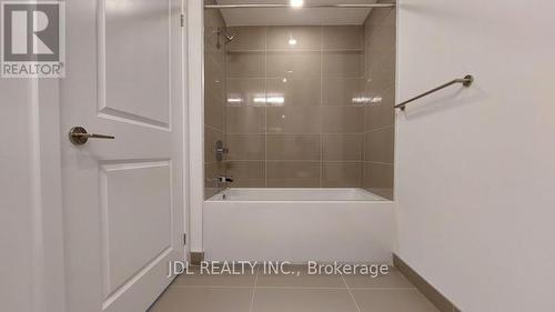 1402 - 395 Bloor Street E, Toronto (North St. James Town), ON - Indoor Photo Showing Bathroom