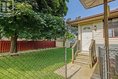 107 Tweedsmuir Avenue, London, ON - Outdoor