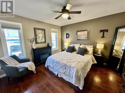 6374 Dawson Road, Prince George, BC - Indoor Photo Showing Bedroom