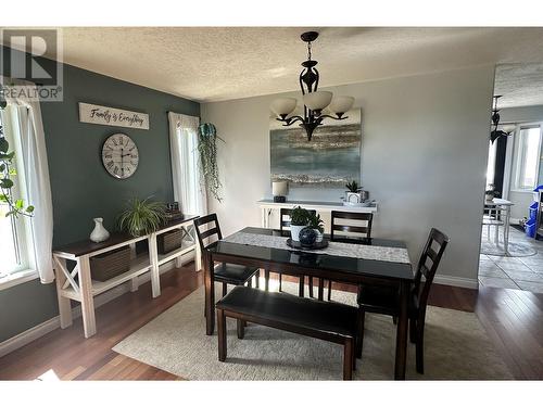 5543 Maxhamish Crescent, Fort Nelson, BC - Indoor Photo Showing Dining Room