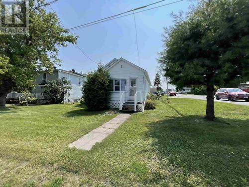 400 Marcella St, Temiskaming Shores, ON - Outdoor