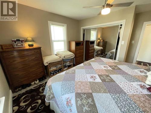 400 Marcella St, Temiskaming Shores, ON - Indoor Photo Showing Bedroom