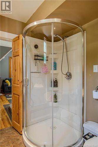 141 St. George Street, Sussex, NB - Indoor Photo Showing Bathroom