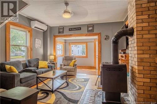 141 St. George Street, Sussex, NB - Indoor Photo Showing Living Room