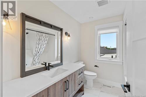 30 Jocelyne, Shediac, NB - Indoor Photo Showing Bathroom