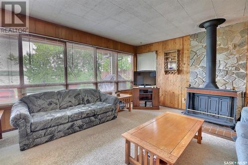 52 Lakeshore Drive, Kannata Valley, SK - Indoor Photo Showing Living Room