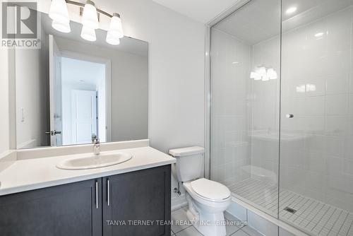 22 Hoad Street, Clarington (Newcastle), ON - Indoor Photo Showing Bathroom