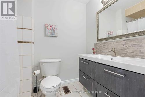 Upper - 11 Garfield Crescent, Brampton, ON - Indoor Photo Showing Bathroom