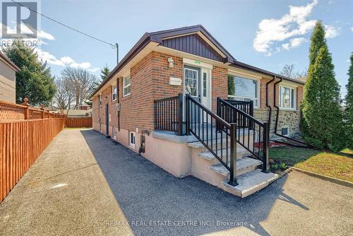 Upper - 11 Garfield Crescent, Brampton, ON - Outdoor With Exterior