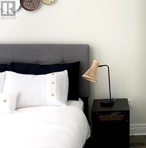 8 Howe Place, St. John'S, NL - Indoor Photo Showing Bedroom