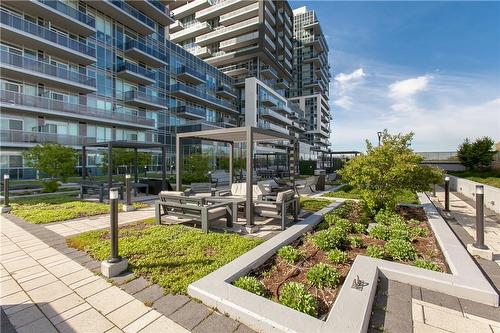 2081 Fairview Street|Unit #1404, Burlington, ON - Outdoor With Balcony