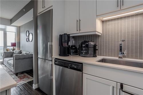 2081 Fairview Street|Unit #1404, Burlington, ON - Indoor Photo Showing Kitchen With Stainless Steel Kitchen