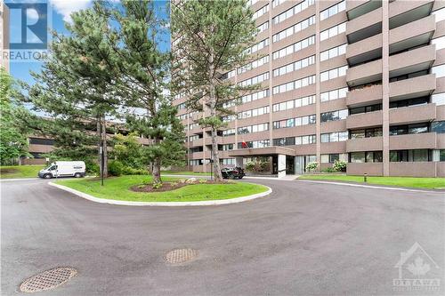 3360 Southgate Road Unit#1905, Ottawa, ON - Outdoor With Facade