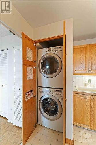 3360 Southgate Road Unit#1905, Ottawa, ON - Indoor Photo Showing Laundry Room