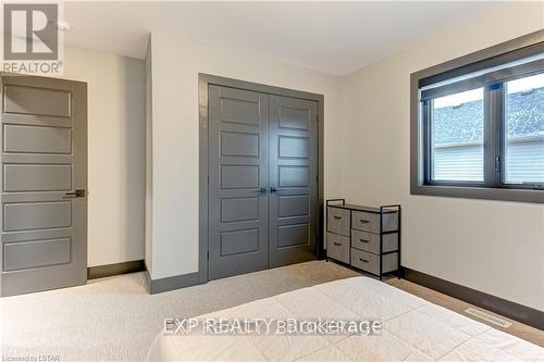 86 Optimist Drive, Southwold (Talbotville), ON - Indoor Photo Showing Bedroom