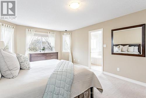 1822 Gough Avenue, London, ON - Indoor Photo Showing Bedroom