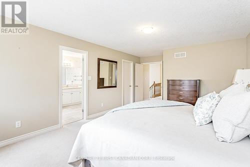 1822 Gough Avenue, London, ON - Indoor Photo Showing Bedroom