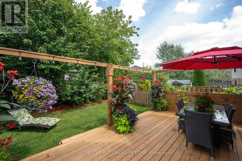 1822 Gough Avenue, London, ON - Outdoor With Deck Patio Veranda