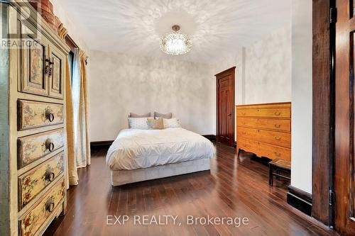 80 Spadina Avenue, Hamilton (Gibson), ON - Indoor Photo Showing Bedroom