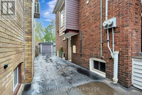 80 Spadina Avenue, Hamilton (Gibson), ON - Outdoor