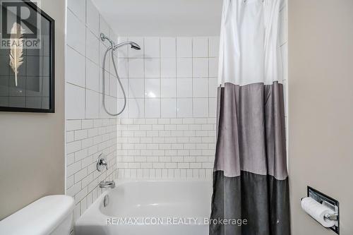 410 - 29 West Avenue, Kitchener, ON - Indoor Photo Showing Bathroom