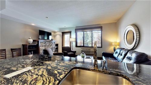 715 D - 700 Bighorn Boulevard, Radium Hot Springs, BC - Indoor