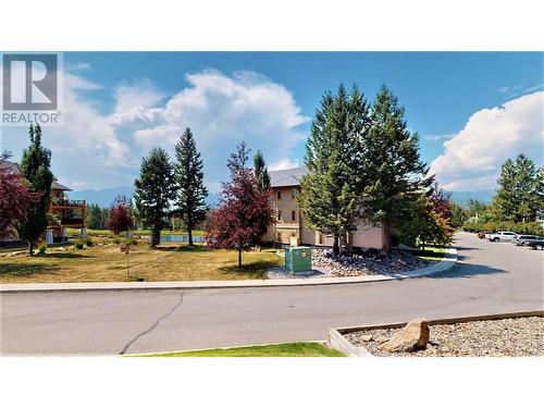 700 Bighorn  Boulevard Unit# 715 D, Radium Hot Springs, BC - Outdoor