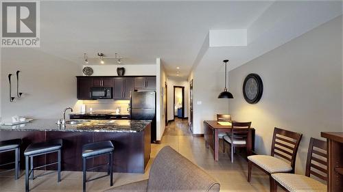 700 Bighorn  Boulevard Unit# 715 D, Radium Hot Springs, BC - Indoor