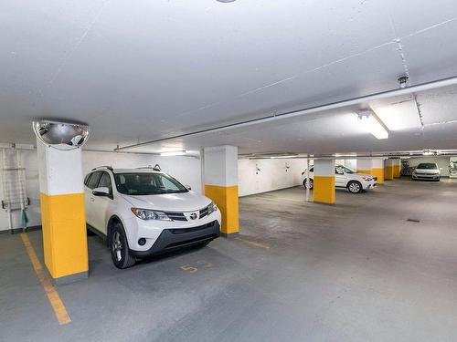 Garage - 303-1165 Rue Wellington, Montréal (Le Sud-Ouest), QC - Indoor Photo Showing Garage