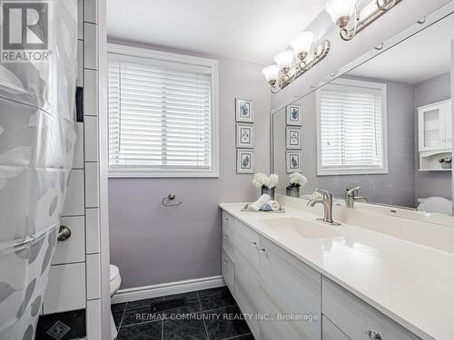 34 Alpaca Drive, Toronto (Woburn), ON - Indoor Photo Showing Bathroom