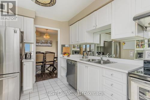 Sph05 - 5001 Finch Avenue E, Toronto (Agincourt North), ON - Indoor Photo Showing Kitchen With Double Sink