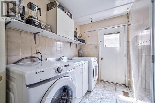 1348 Pilgrims Way, Oakville (Glen Abbey), ON - Indoor Photo Showing Laundry Room