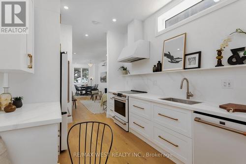 58 Springhurst Avenue, Toronto (South Parkdale), ON - Indoor Photo Showing Kitchen With Upgraded Kitchen