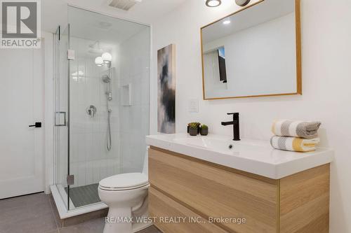 58 Springhurst Avenue, Toronto (South Parkdale), ON - Indoor Photo Showing Bathroom