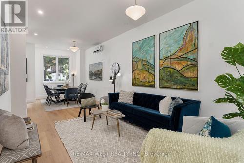 58 Springhurst Avenue, Toronto (South Parkdale), ON - Indoor Photo Showing Living Room