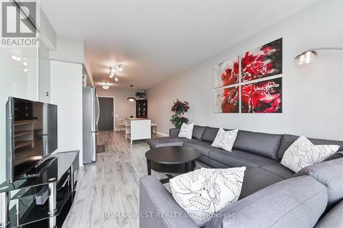 2113 - 103 The Queensway Avenue, Toronto (High Park-Swansea), ON - Indoor Photo Showing Living Room