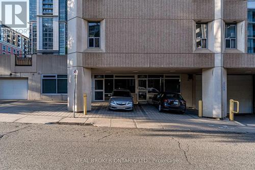 118 - 66 Bay Street S, Hamilton (Durand), ON - Outdoor