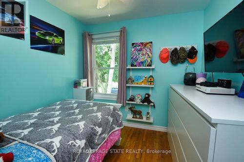 8 - 153 Limeridge Road W, Hamilton (Rolston), ON - Indoor Photo Showing Bedroom