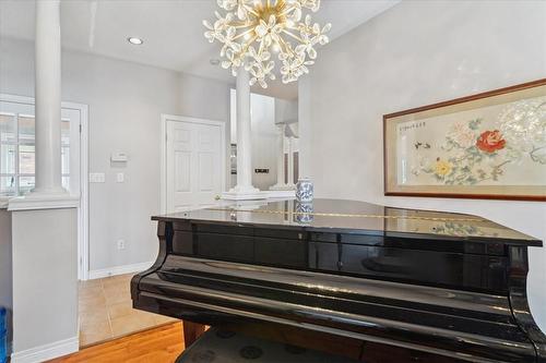 2232 Creekview Drive, Burlington, ON - Indoor Photo Showing Bathroom