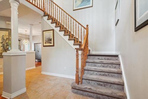 2232 Creekview Drive, Burlington, ON - Indoor Photo Showing Other Room