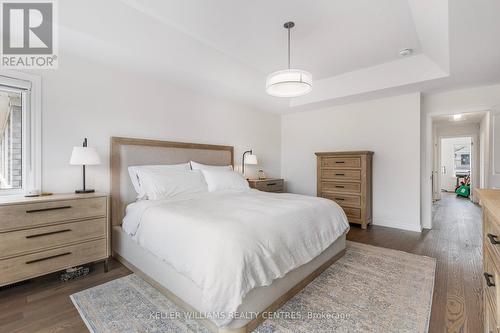 1381 Davis Loop, Innisfil, ON - Indoor Photo Showing Bedroom