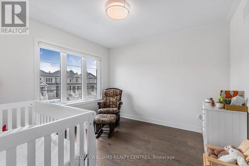 1381 Davis Loop, Innisfil, ON - Indoor Photo Showing Bedroom