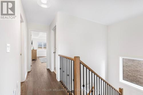 1381 Davis Loop, Innisfil, ON - Indoor Photo Showing Other Room