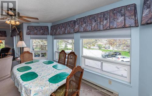 207 - 111 Grew Boulevard, Georgina (Sutton & Jackson'S Point), ON - Indoor Photo Showing Dining Room