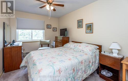 207 - 111 Grew Boulevard, Georgina (Sutton & Jackson'S Point), ON - Indoor Photo Showing Bedroom