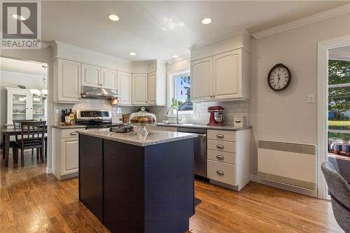 362 Belliveau Street, Dieppe, NB - Indoor Photo Showing Kitchen