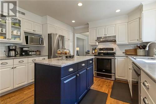 362 Belliveau Street, Dieppe, NB - Indoor Photo Showing Kitchen With Double Sink With Upgraded Kitchen