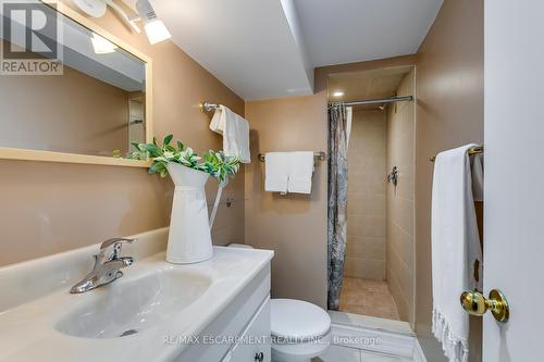 443 Pineland Avenue, Oakville (Bronte East), ON - Indoor Photo Showing Bathroom